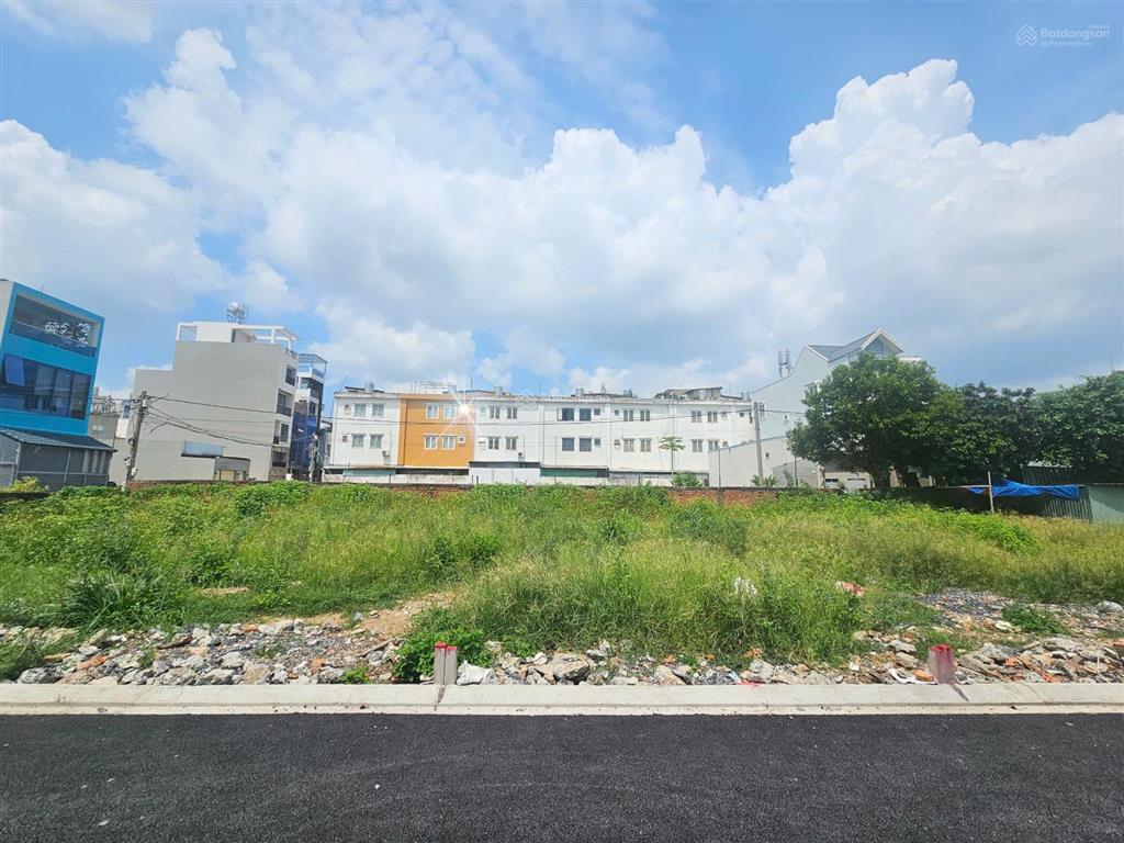 Đất vị trí đẹp sát ngã 4 ga, chợ cầu đồng, 1 sẹc ngắn tl17
