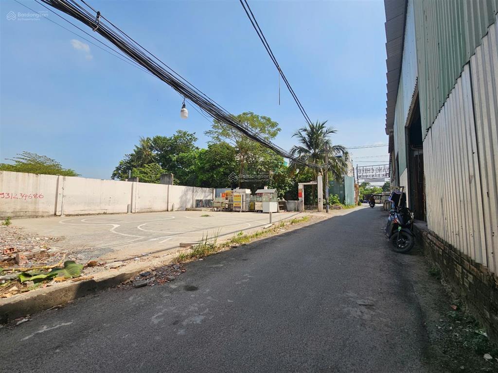 Đất hà huy giáp vào chỉ 80m, 4x14m, đường thông xe tải. thạnh xuân q12