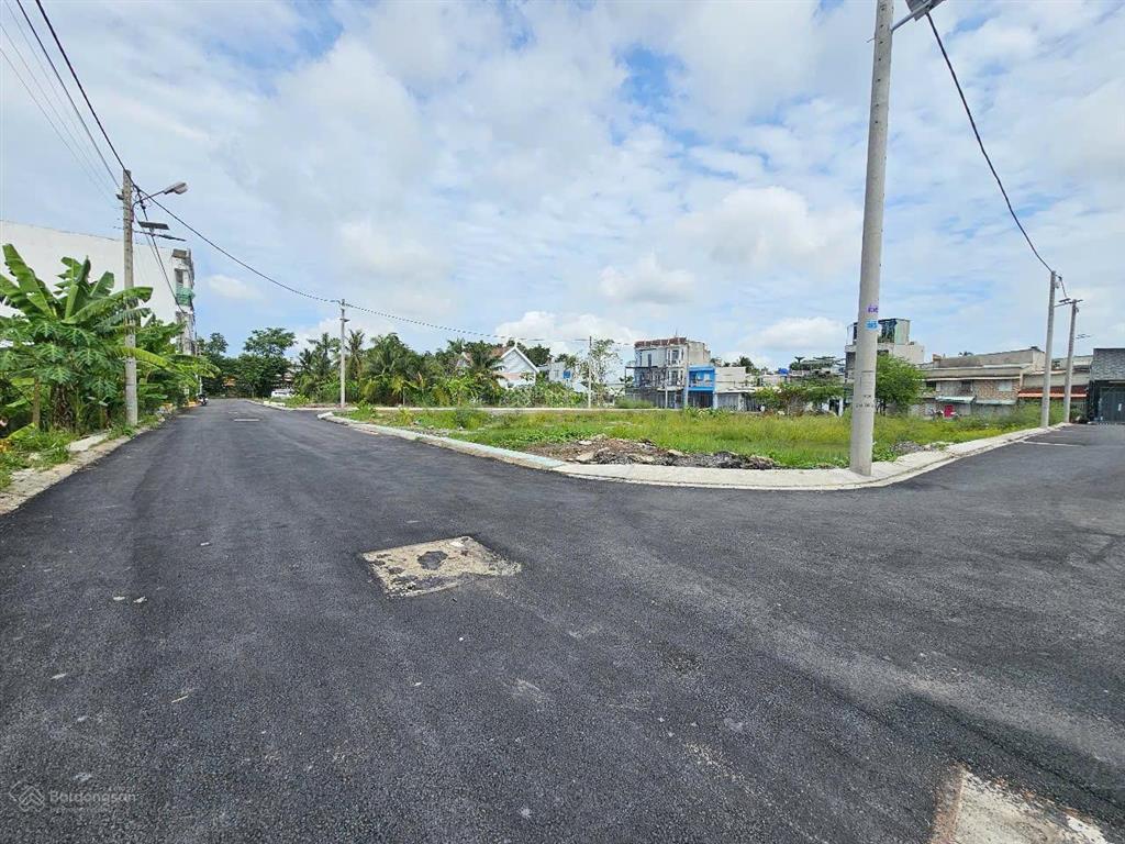 Đất sổ hồng riêng giá hời q12, 50m2 đường nhựa thông xe hơi