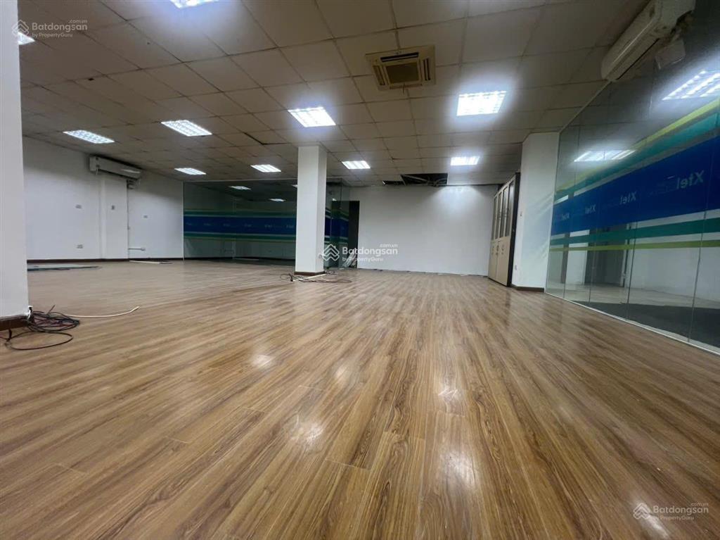 Bán sàn thương mại khối đế chung cư cao cấp khu vực phường giảng võ, thành phố hà nội.