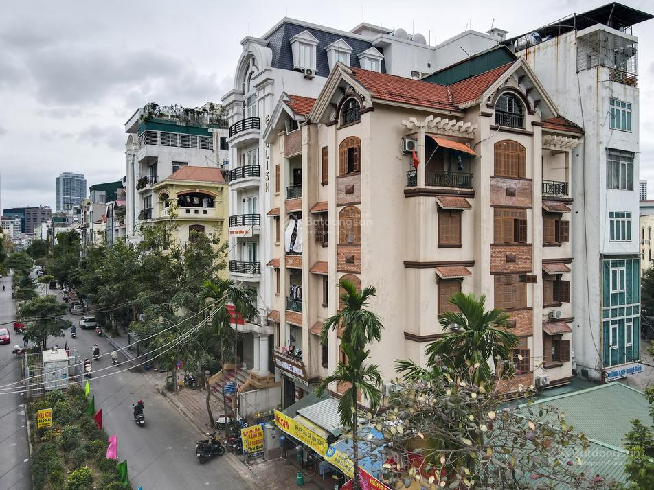Bán gấp cặp nhà liền kề  mặt phố đặng thùy trâm  mặt tiền 14,8m  diện tích lớn  vị trí đắc địa