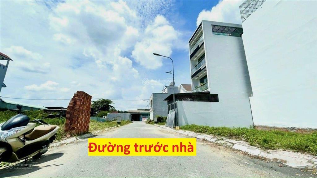 Chấp nhận cắt lỗ 200 triệu bán nhanh trong tuần nhà dương đình cúc ngay cầu bình điền