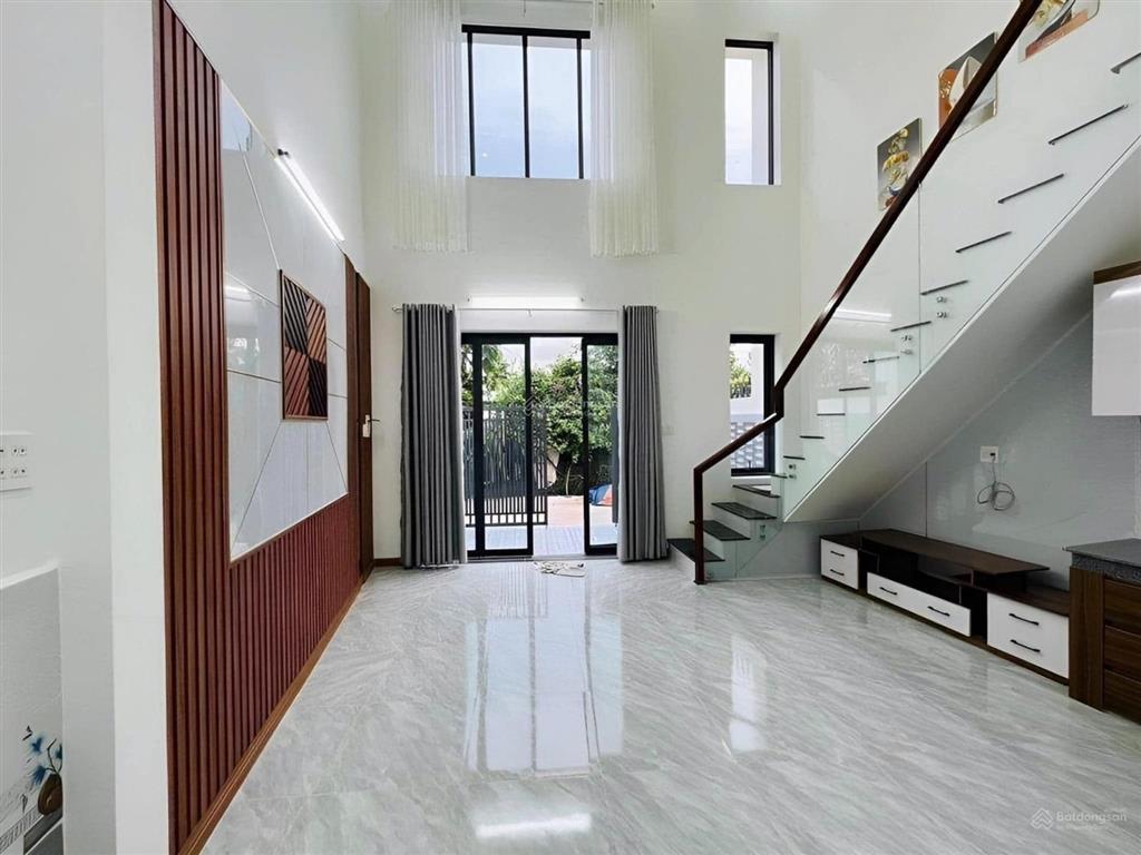 Chấp nhận cắt lỗ 200 triệu bán nhanh trong tuần nhà dương đình cúc ngay cầu bình điền