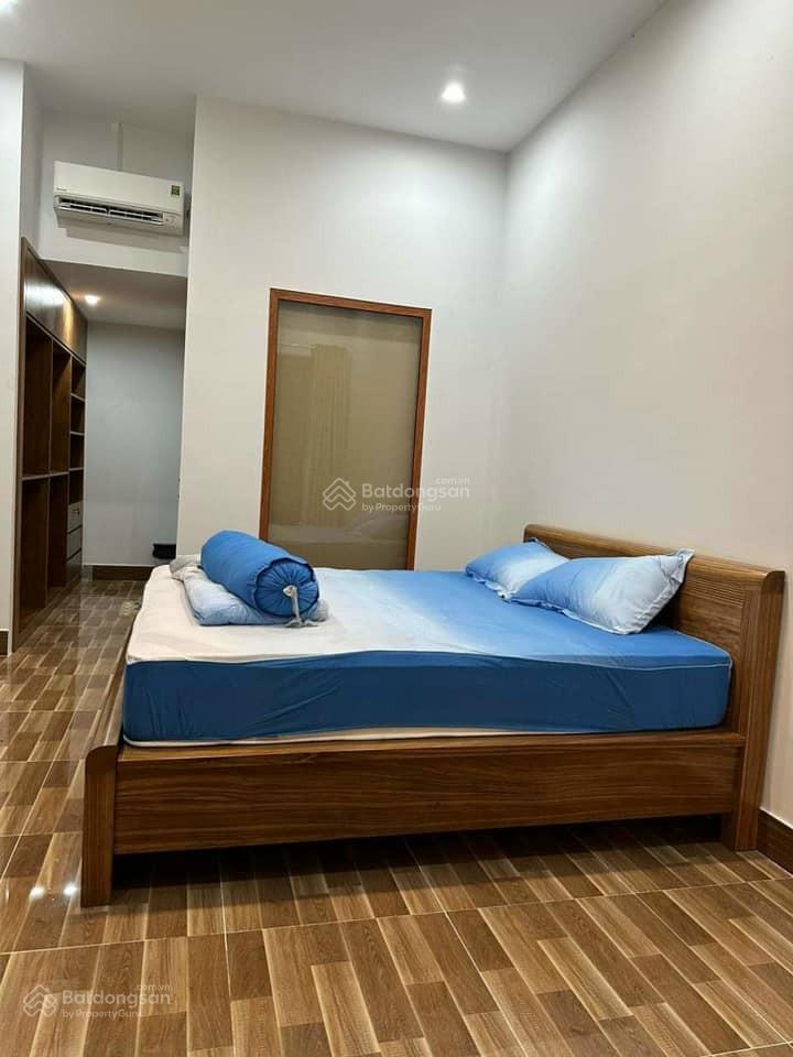 Chính chủ cắt lỗ 300 triệu bán nhanh trong tuần nhà vườn 12x18m shr gần chợ bình điền đường ô tô