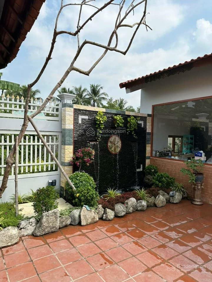 Chính chủ cắt lỗ 300 triệu bán nhanh trong tuần nhà vườn 12x18m shr gần chợ bình điền đường ô tô