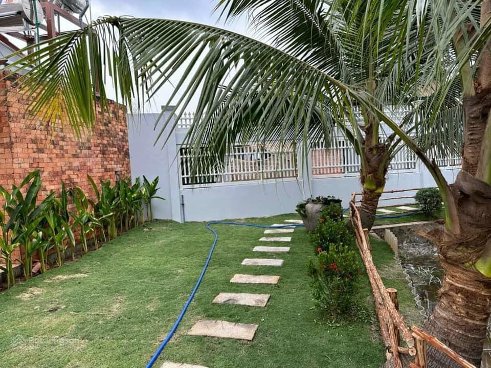 Chính chủ cắt lỗ 300 triệu bán nhanh trong tuần nhà vườn 12x18m shr gần chợ bình điền đường ô tô