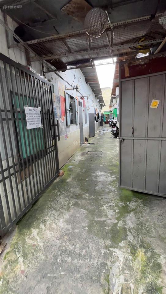 Hạ 300 triệu bán nhanh ko chần chừ dãy trọ 18 phòng đang thu nhập 30tr/th ngay vòng xoay an lạc