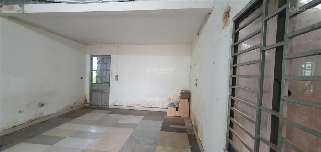 Chính chủ cho thuê xưởng + nhà lớn vừa ở và gia công sản xuất, xa khu dân cư riêng biệt thoải mái