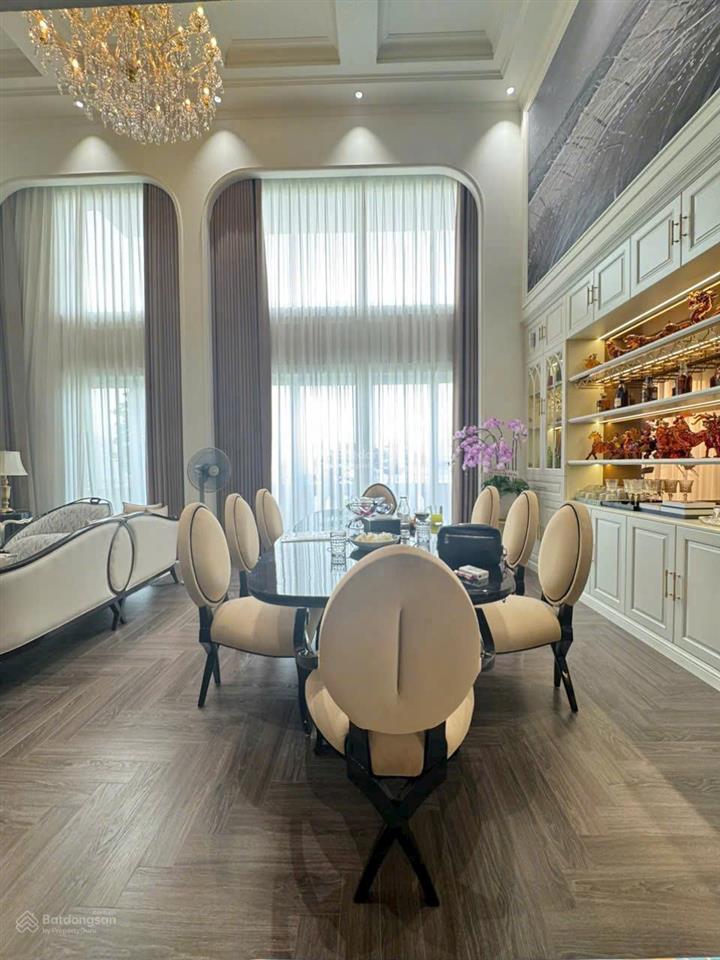 Siêu phẩm duy nhất tại mỹ khánh, nhà cực đẹp như khách sạn 5* diện tích 195m2  0902 944 ***