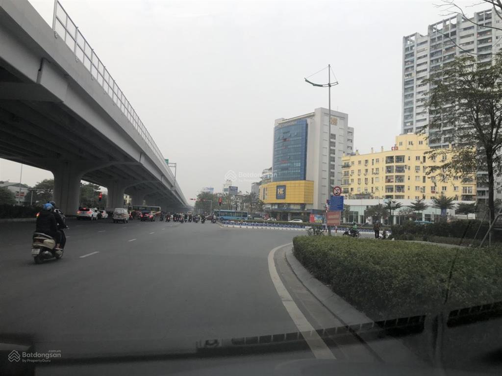 Bán nhà 6 tầng đường cổ nhuế phường đông ngạc, dt 60m2 nhà 6 tầng giá 26,5tỷ.  0986 529 ***