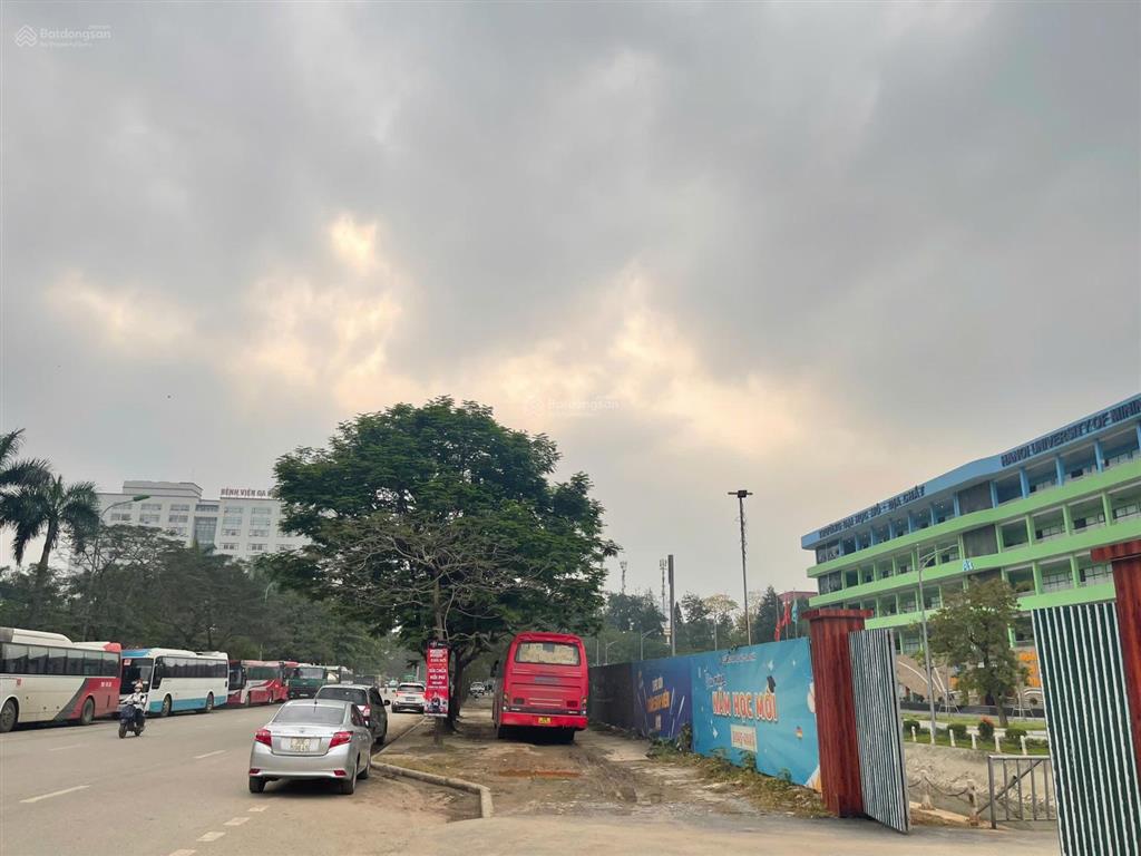 Bán nhà mặt phố cổ nhuế phường đông ngạc dt 60m2 nhà 6 tầng giá 26,5 tỷ  0986 529 ***