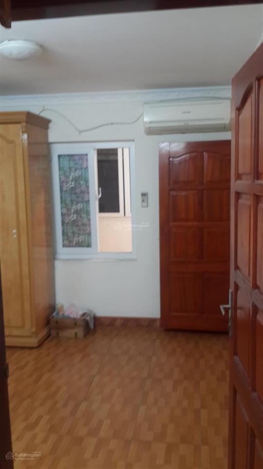 Nhà tập thể tấng 5e5 trung tự (45m2) 2 phòng ngủ