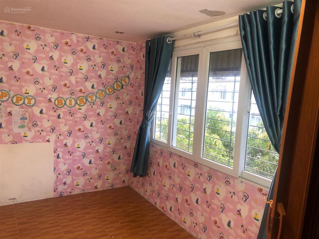 Nhà tập thể tấng 5e5 trung tự (45m2) 2 phòng ngủ