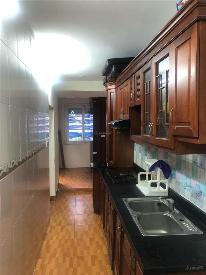 Nhà tập thể tấng 5e5 trung tự (45m2) 2 phòng ngủ