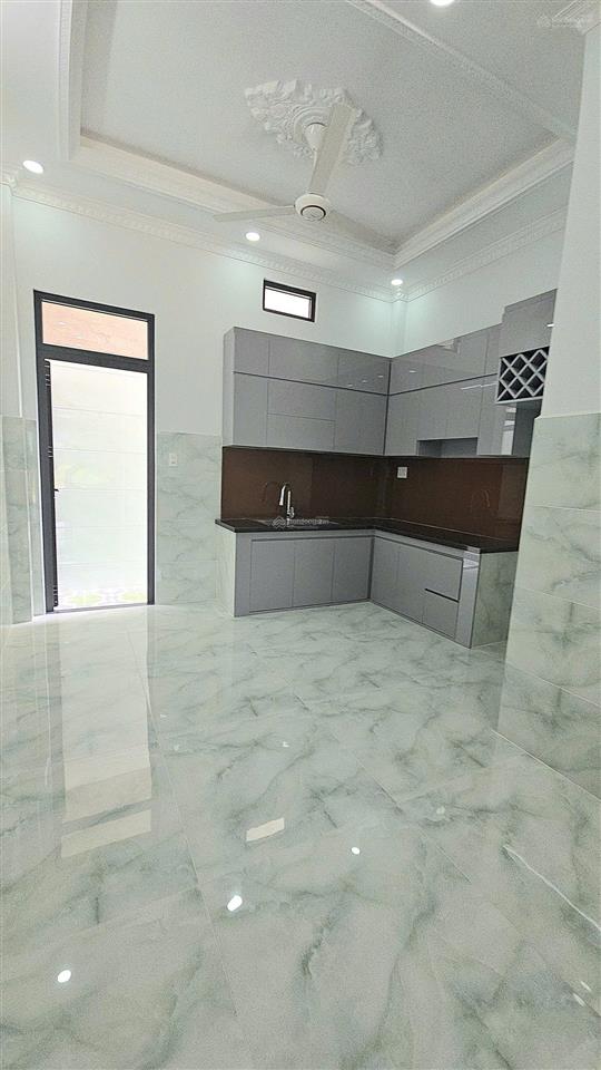 Bán nhà đường lò lu gần vinhomes grand park q9