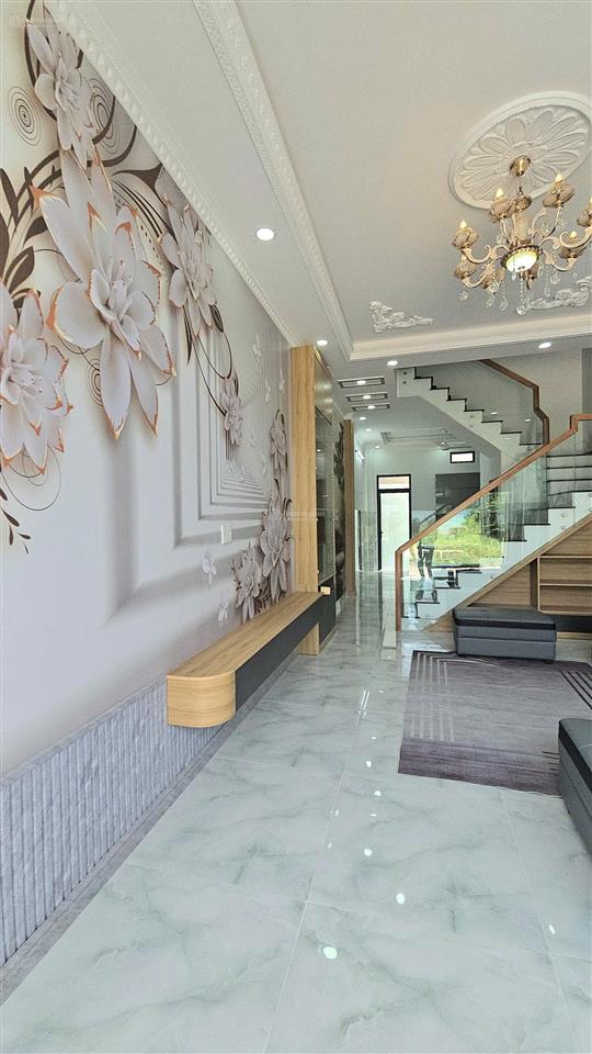 Bán nhà đường lò lu gần vinhomes grand park q9