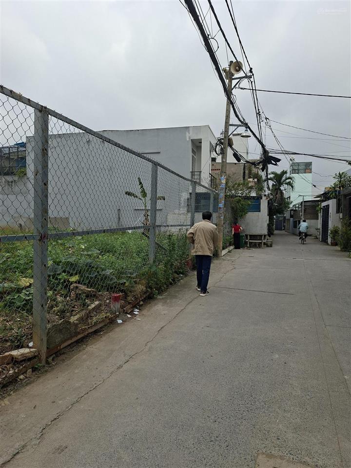 Lô góc 2 mặt tiền hẻm xe hơi đường đình phong phú, phường tăng nhơn phú b, quận 9