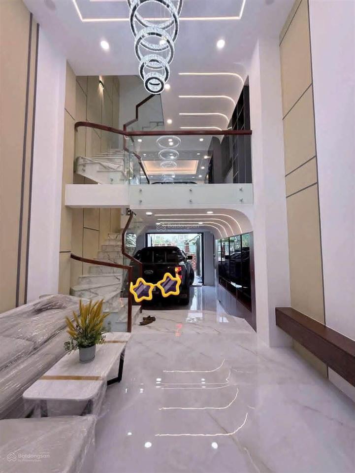 Chủ gửi bán nhà phố mới xây liền kề vinhomes grand park