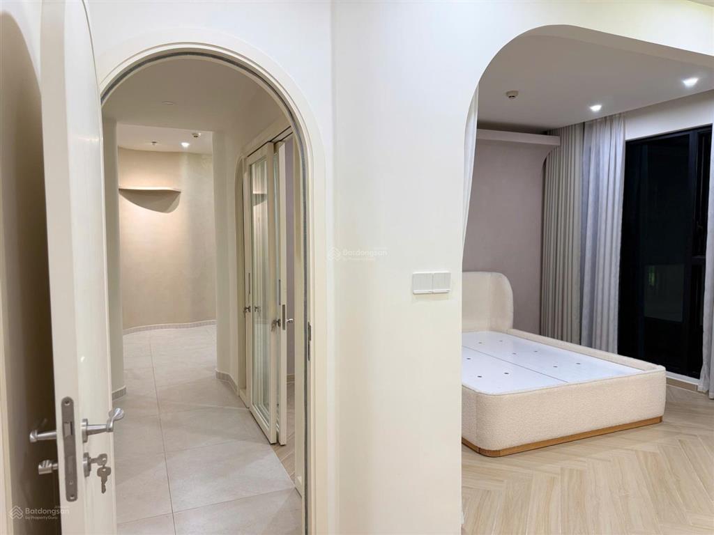 Bán căn 2pn full nội thất đẹp feliz en vista, tầng cao, thoáng mát, giá tốt