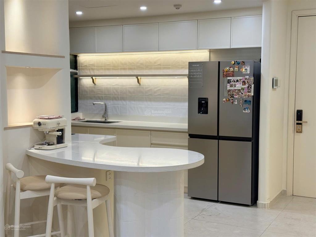 Bán căn 2pn full nội thất đẹp feliz en vista, tầng cao, thoáng mát, giá tốt