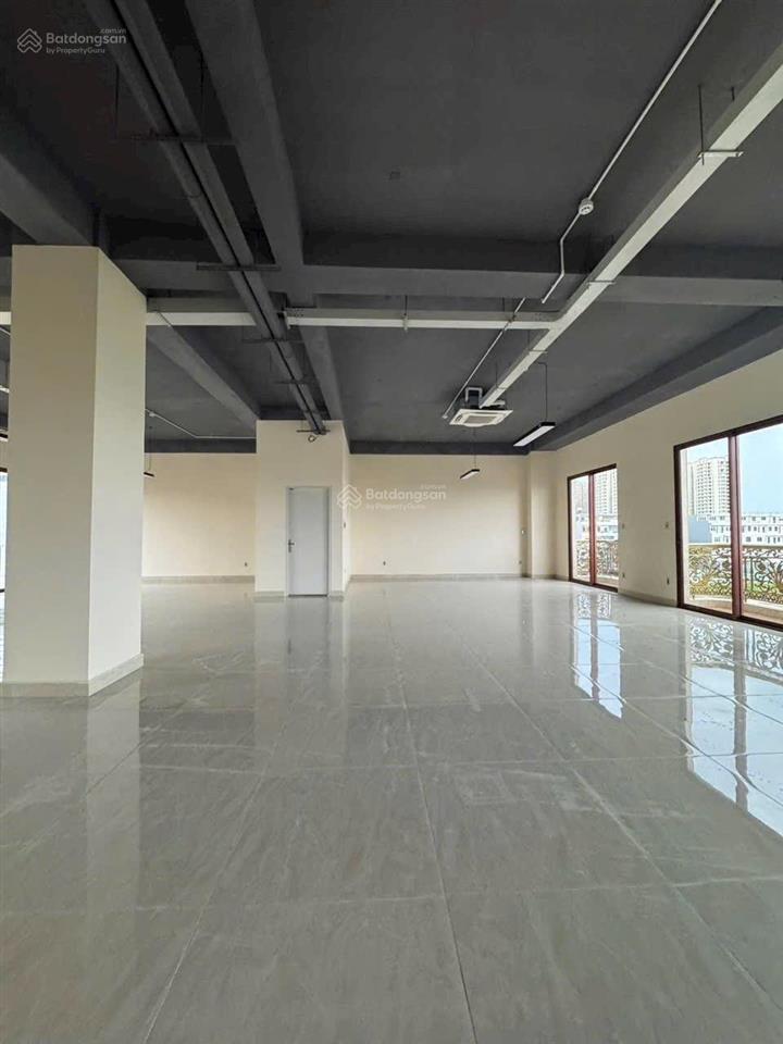 Giảm 5 tỷ cho toà nhà mặt tiền phan bá vành thương hiệu quận 2 dt 288m2 (16m x 18m) giá 145 tỷ.