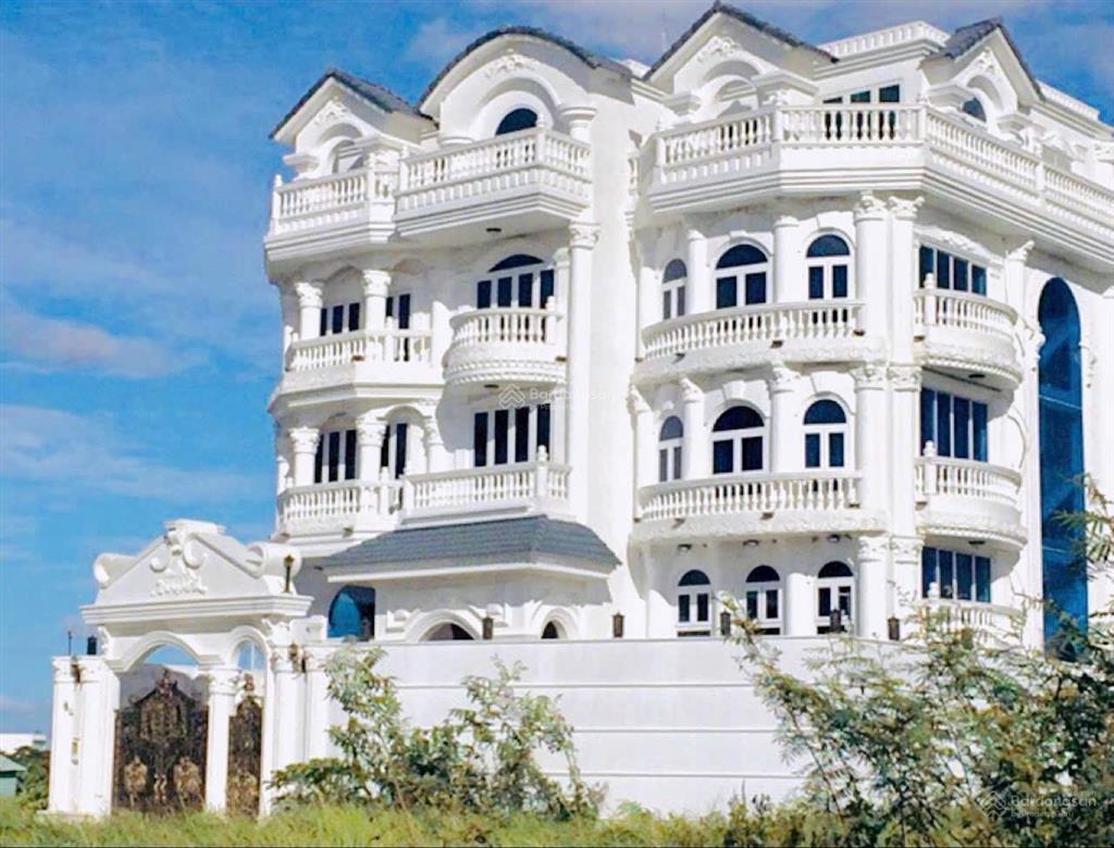 Bán biệt thự kdc huy hoàng thạnh mỹ lợi dt 319m2  giá 135 tỷ sổ cá nhân   quỳnh nhi