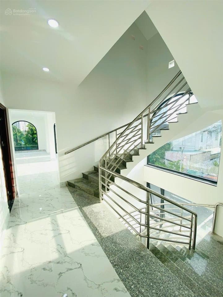 Bán căn góc mặt tiền thân văn nhiếp kdc sông giồng văn minh, quận 2, dt 130m2  giá 33.5 tỷ