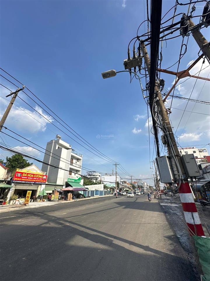 Siêu phẩm! bán nhà ngang 7.15m mặt tiền nguyễn thị định quận 2 dt 141m2 ( 7.15m x 18.2m) giá 36 tỷ