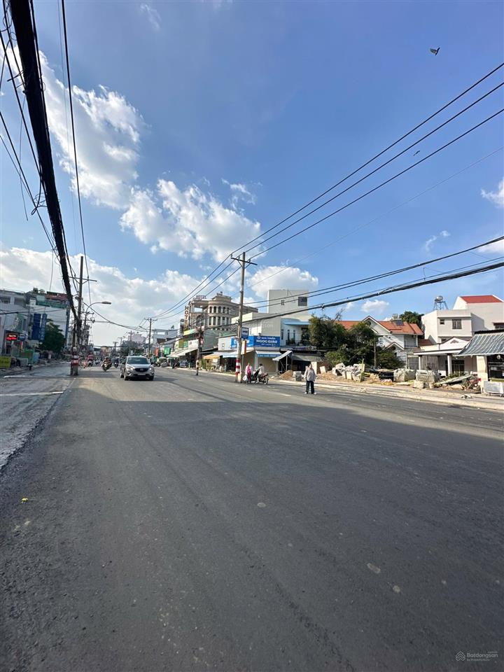 Siêu phẩm! bán nhà ngang 7.15m mặt tiền nguyễn thị định quận 2 dt 141m2 ( 7.15m x 18.2m) giá 36 tỷ