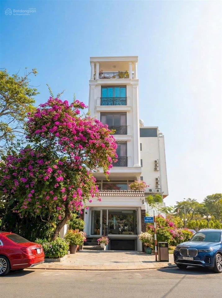 Giảm 2 tỷ đầu năm! bán mặt tiền trương văn bang quận 2 cao 6 tầng + hầm dt 102.5m2 chỉ còn 40 tỷ
