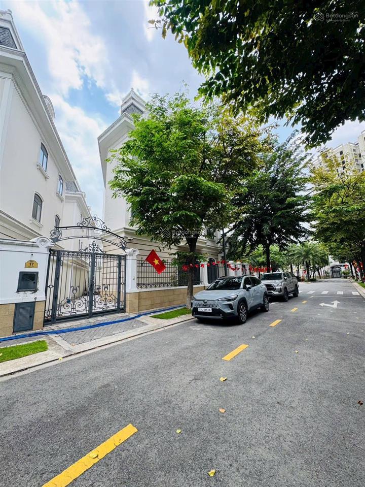 Quỳnh nhi nói không với tin ảo! chỉ 36 tỷ biệt thự victoria village dt 176m2  sổ hồng riêng