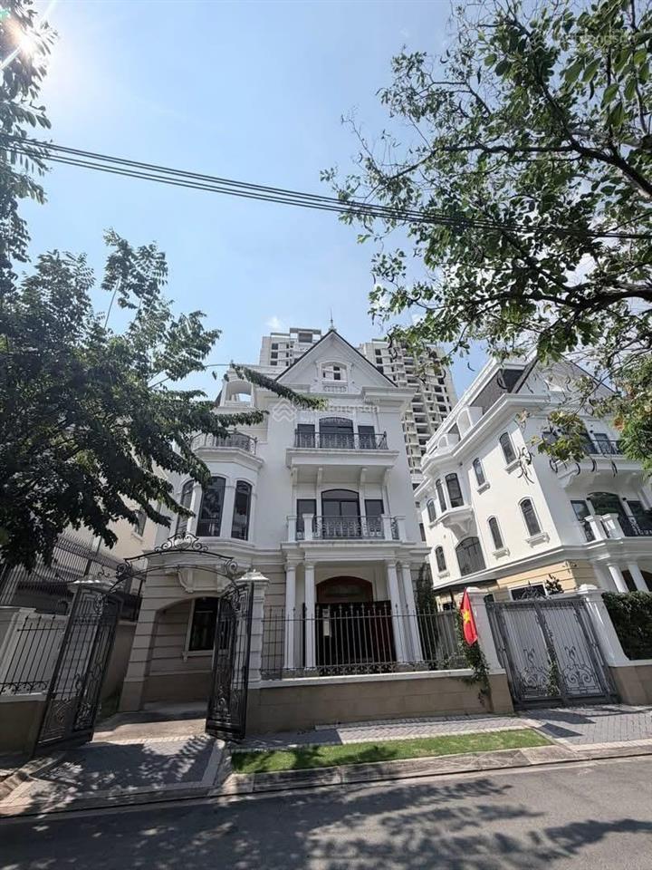 Giảm 5 tỷ! bán nhanh biệt thự victoria village dt 300m2 (15x20m) giá còn 65 tỷ hướng đông nam