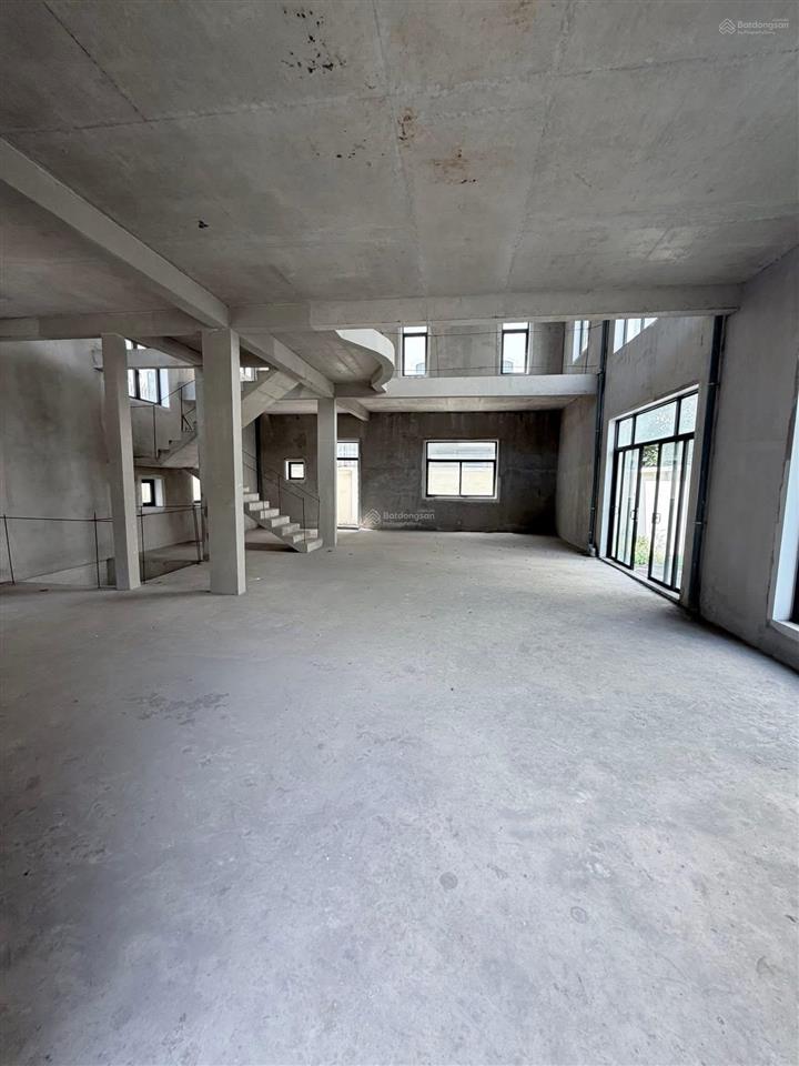 Giảm 5 tỷ! bán nhanh biệt thự victoria village dt 300m2 (15x20m) giá còn 65 tỷ hướng đông nam