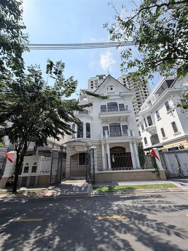 Giảm 5 tỷ! bán nhanh biệt thự victoria village dt 300m2 (15x20m) giá còn 65 tỷ hướng đông nam