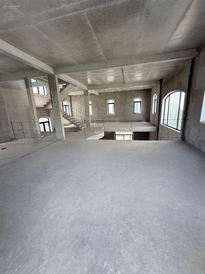 Giảm 5 tỷ! bán nhanh biệt thự victoria village dt 300m2 (15x20m) giá còn 65 tỷ hướng đông nam