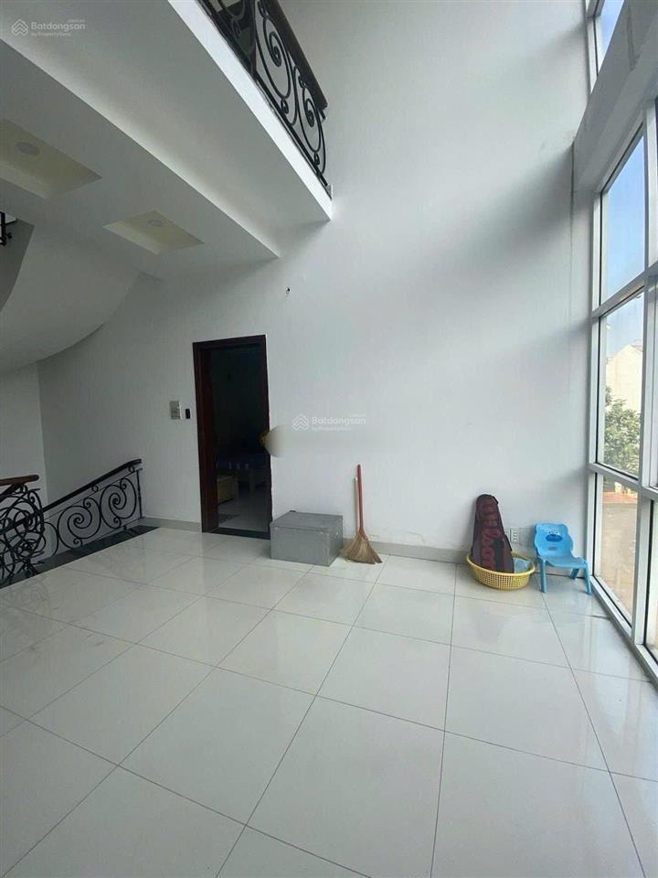 Giảm 3 tỷ bán nhanh biệt thự góc hai mặt tiền sông giồng văn minh dt 172m2 giá còn 32.5 tỷ