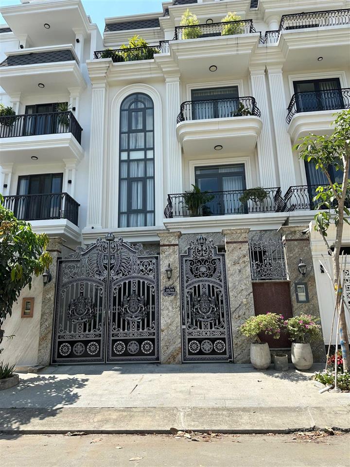 Giảm 5 tỷ! bán nhanh nhà đẹp nguyễn hoàng, an khánh, quận 2 dt 126m2 giá 43.5 tỷ sổ cá nhân