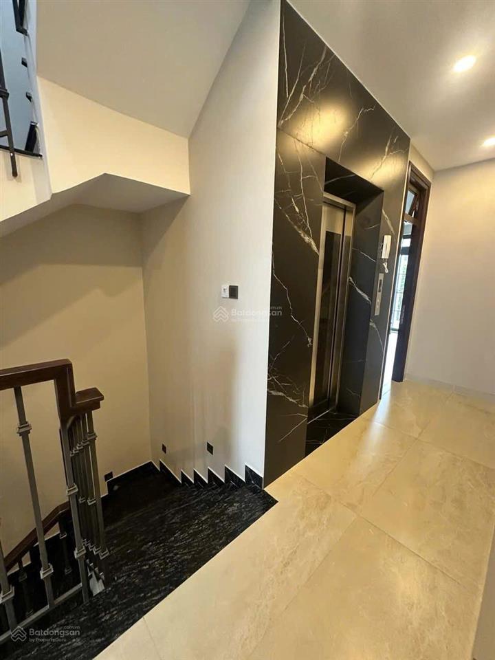 Giảm 5 tỷ! bán nhanh nhà đẹp có hầm và thang máy kdc mystery villa dt 100m2 (5x20m) giá còn 35 tỷ.
