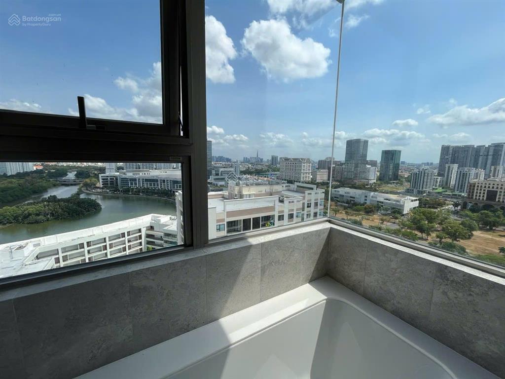 Bán căn horizon 3pn tầng cao view hồ bán nguyệt đẹp