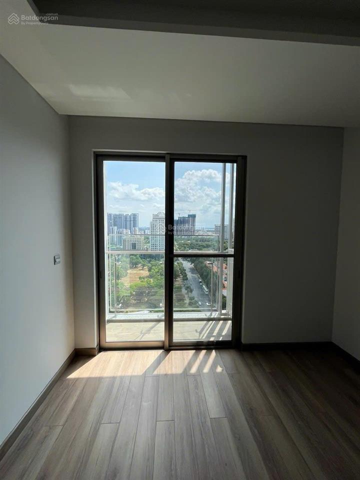 Bán căn horizon 3pn tầng cao view hồ bán nguyệt đẹp