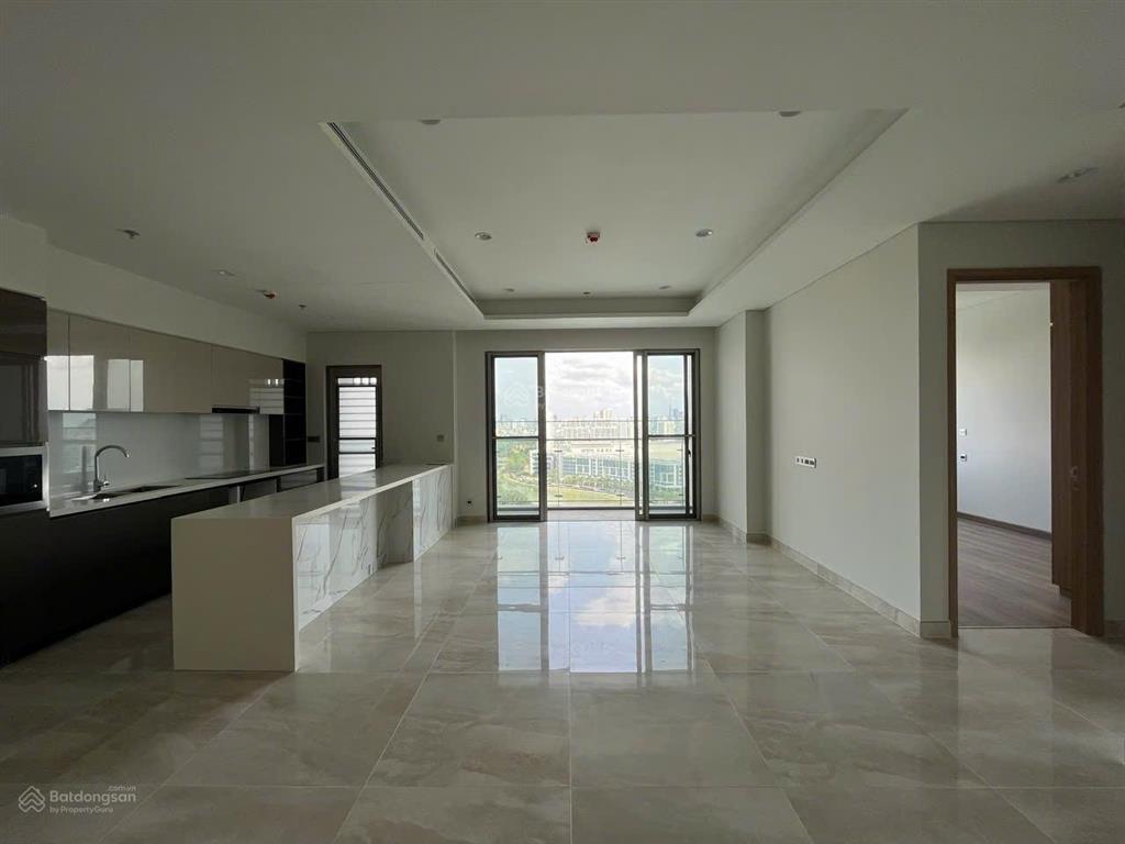 Bán căn horizon 3pn tầng cao view hồ bán nguyệt đẹp