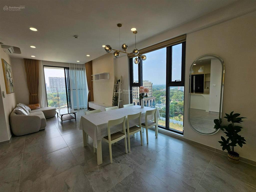 Cần bán nhanh căn 3pn full nt ô xe hơi giá tốt t10/26