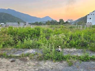 Bán lô phước thượng p. nam nha trang  cách đường phong châu 20m  ngang 6m  giá 21 triệu/m2 ~ 2 t