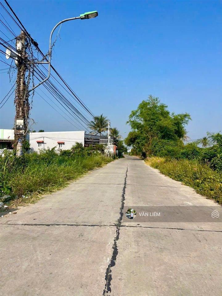 Bán nhanh lô đất mặt tiền kinh doanh  võ dõng  vĩnh trung vị trí đường thông giữa 23/10 qua vng