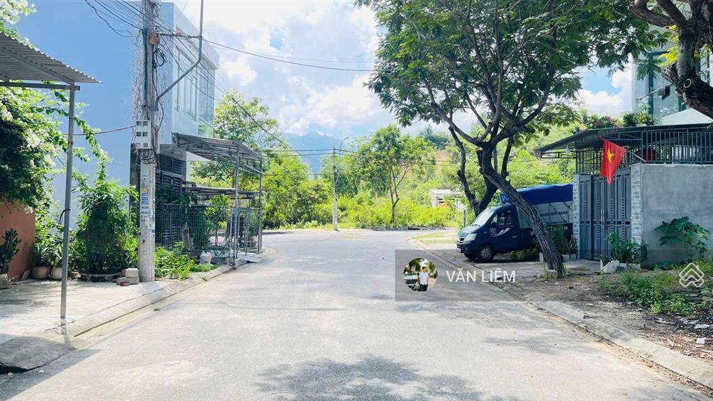 Chủ cần bán lô đất khu tđc  đất lành, đường trước 13m giá bán 3.5tỷ bao sang tên
