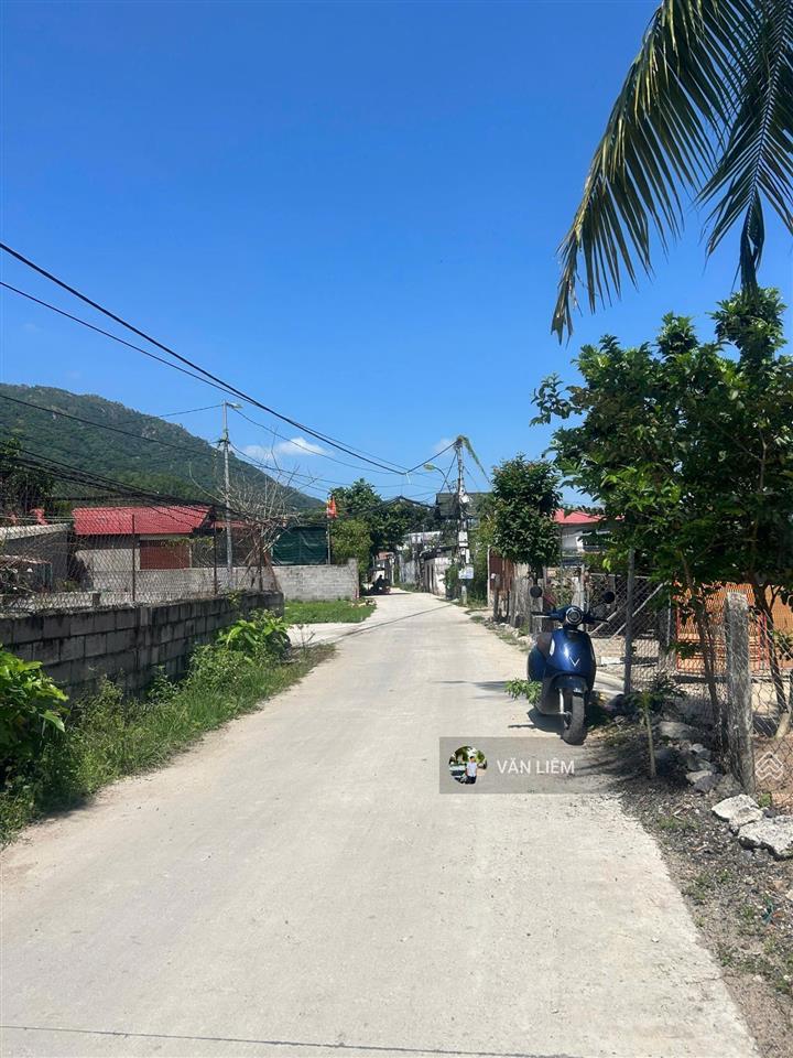 Lô đất mặt tiền đường trần đăng ninh  dt 160m2  giá chỉ 2 tỷ 650 triệu