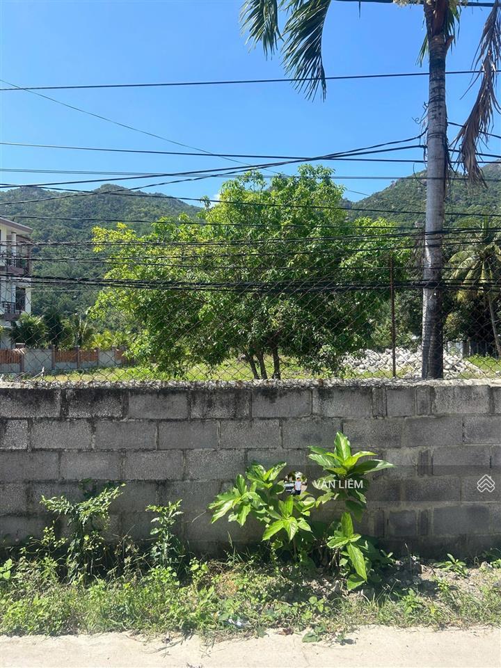 Lô đất mặt tiền đường trần đăng ninh  dt 160m2  giá chỉ 2 tỷ 650 triệu