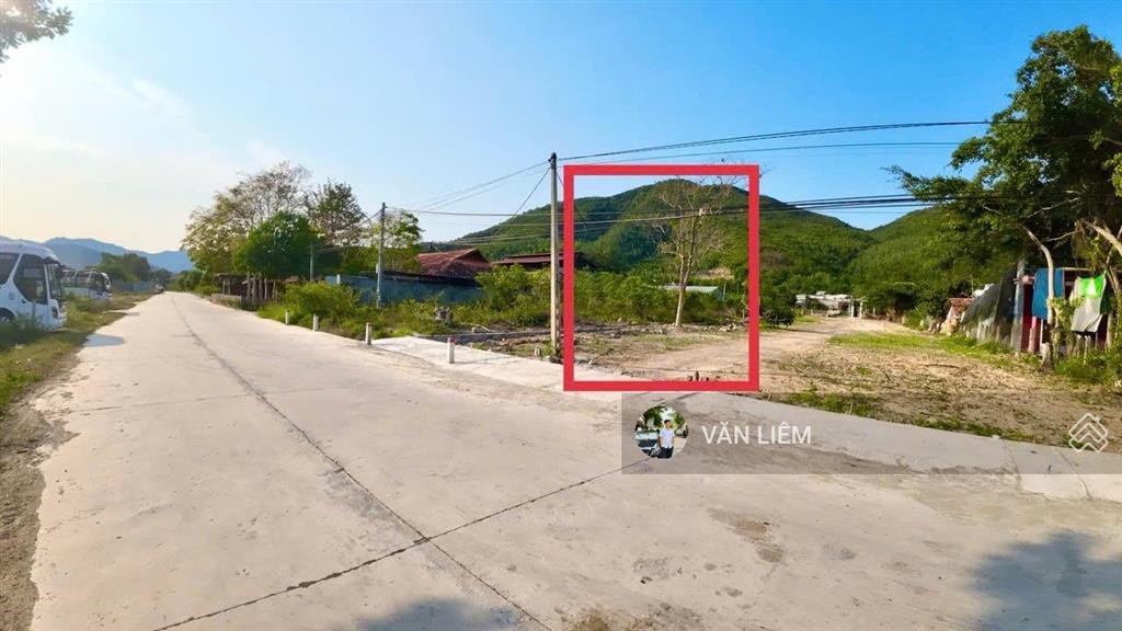 Bán đất mặt tiền thái khang  dt 121,6m (ngang 5,2m)  đường 12m, khu dân cư