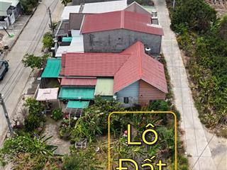 Bán lô góc tđc diên toàn đường qh rộng 30m giá êm  diện tích 60.2m2 ngang 6.2m