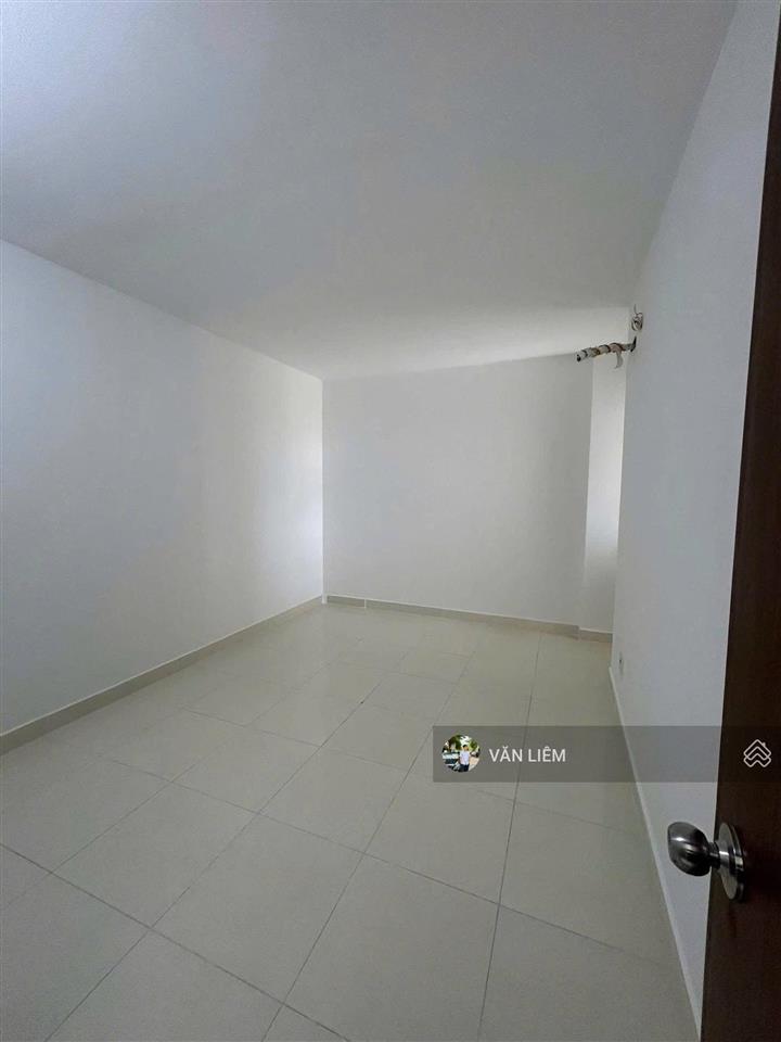 Hàng hiếm  bán căn hộ chung cư xh1 vcn phước long 2
 diện tích 66.06 m  tầng trung có 2 ph